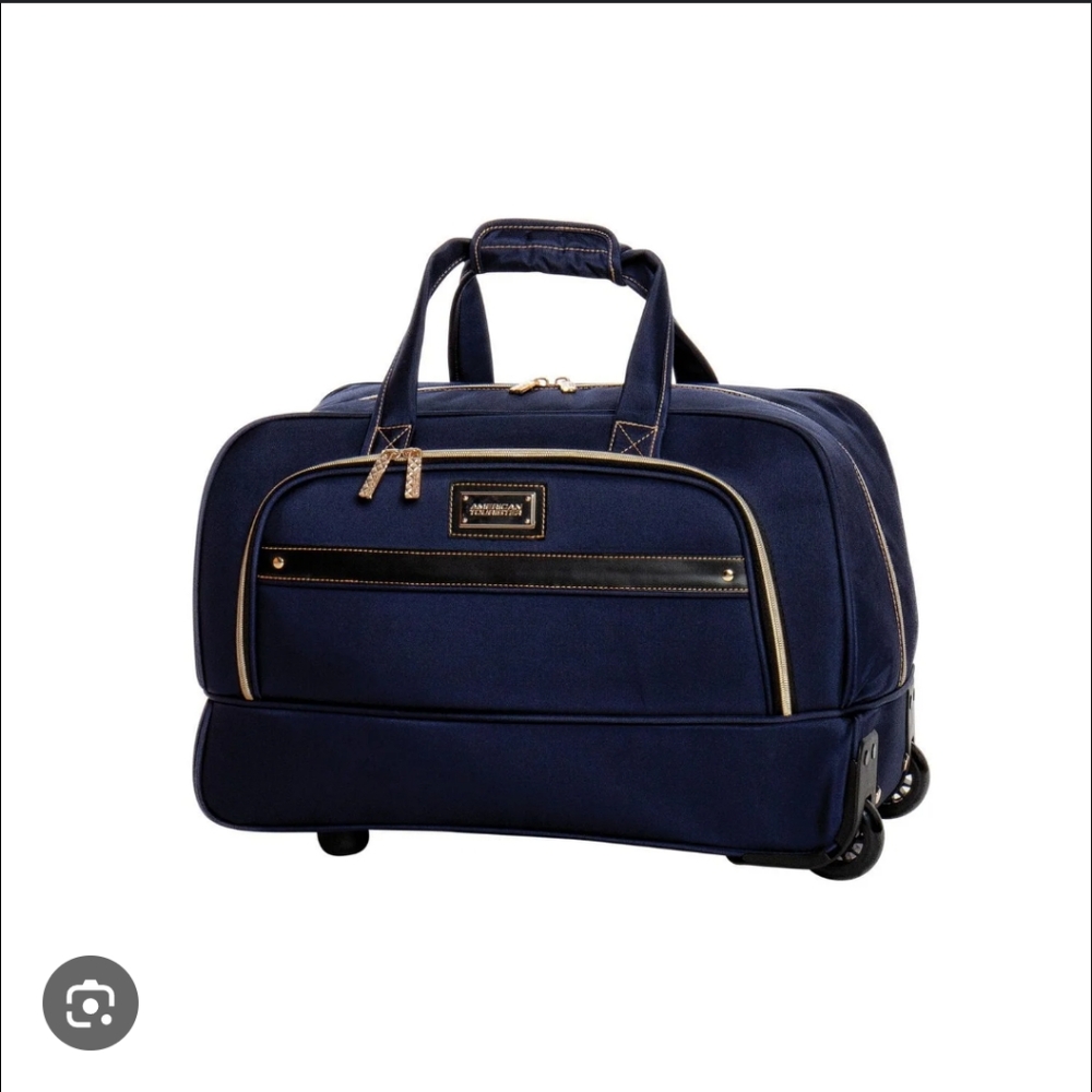 NWOT American Tourister Large Wheel Navy Duffle Travel Bag